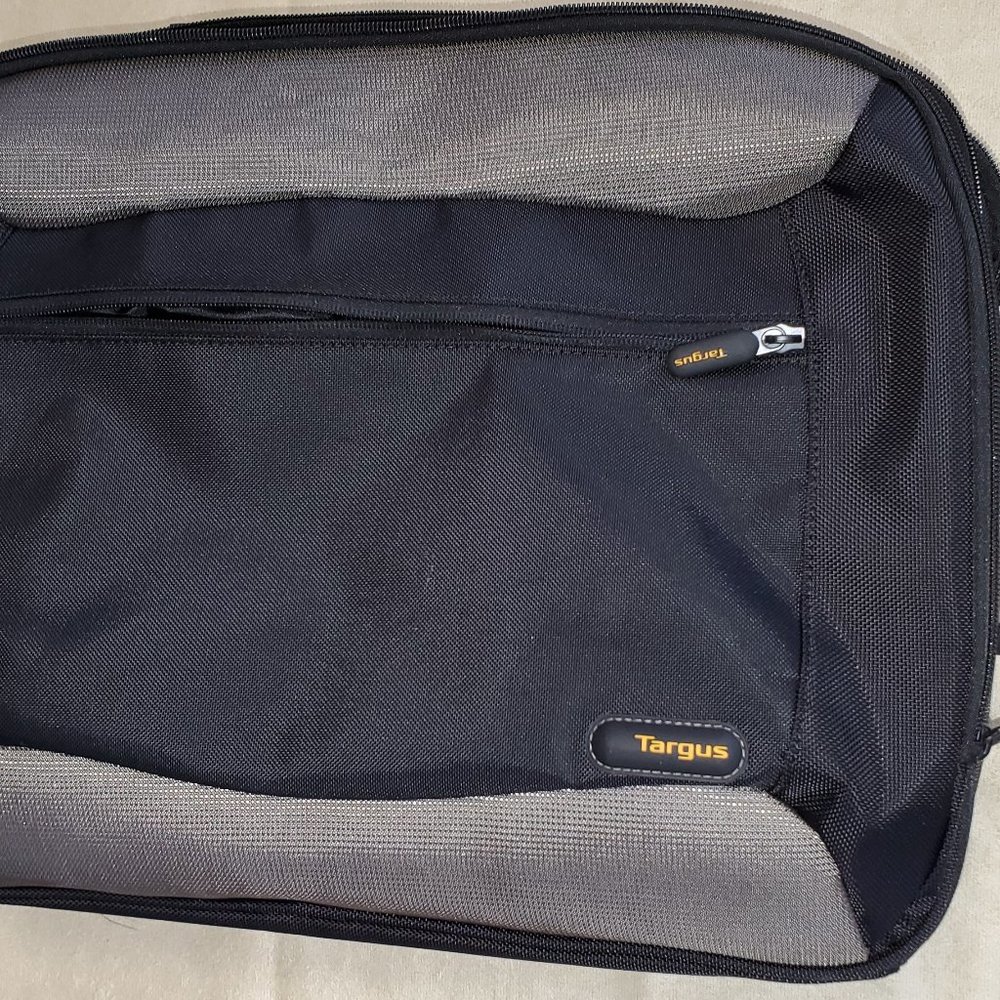 Black Targus Laptop Bag